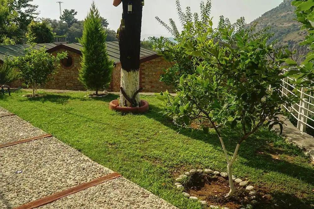 Onur Motel Faralya Fethiye Exterior photo